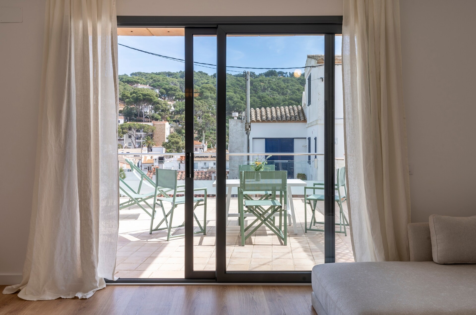 VISTA BELLA - Planta Baja con terraza y parking WeHost Costa Brava
