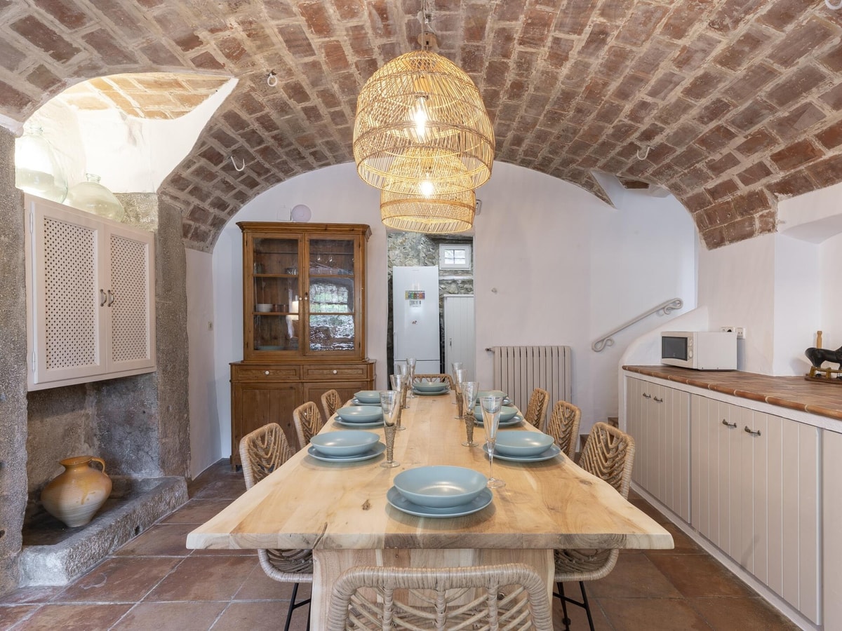 MOLÍ DE CAN BURJATS - Masía con piscina y chimenea 16 WeHost Costa Brava