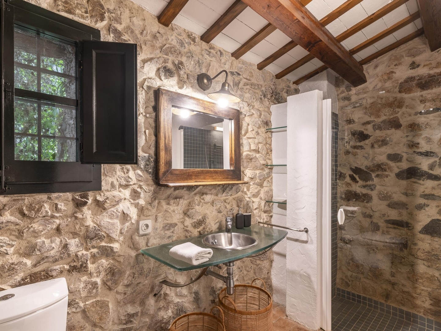 Masia Moli de Can Burjats with pool and fireplace 12 WeHost Costa Brava