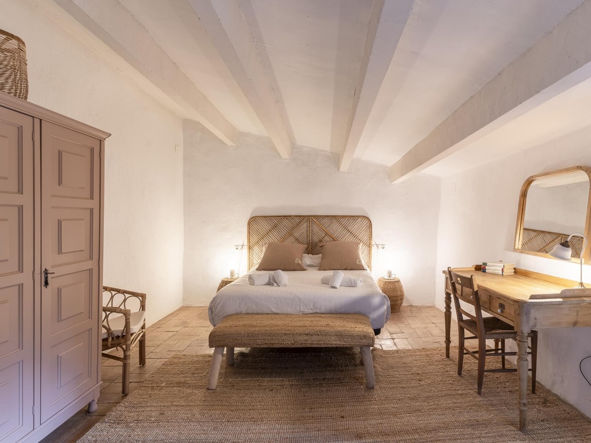 MOLÍ DE CAN BURJATS - Masía con piscina y chimenea 8 WeHost Costa Brava