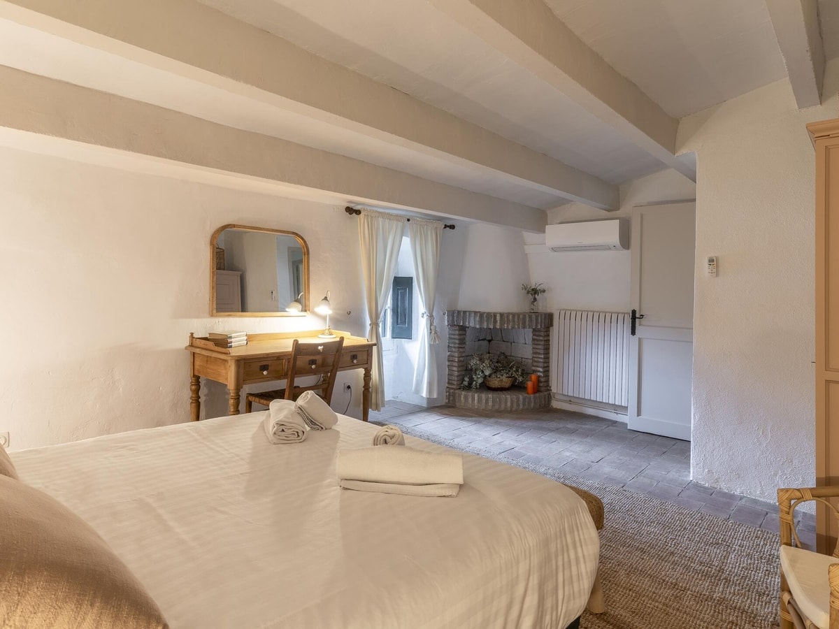 MOLÍ DE CAN BURJATS - Masía con piscina y chimenea 22 WeHost Costa Brava