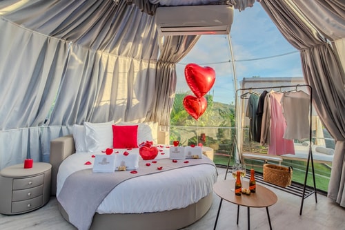 Habitación Burbuja con Jacuzzi Privado (Neptuno)