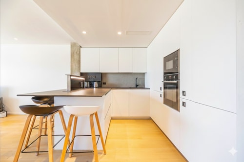 Stunning Duplex Penthouse by the Shore 6 Villas&Houses