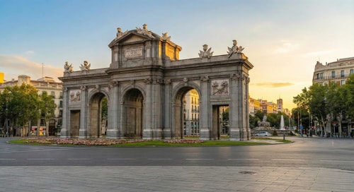 Retiro Park & Salamanca /AC & WIFI 5 Villas&Houses