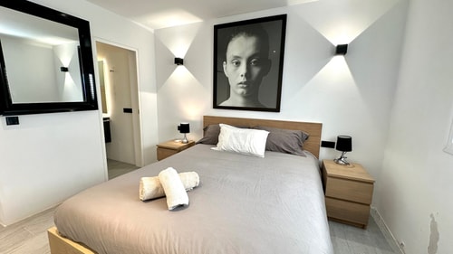 Roca Llisa: Casa 90 m² con 3 Baños y Terraza 9 Villas&Houses