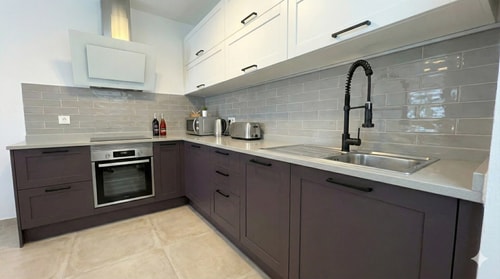 Roca Llisa: Casa 90 m² con 3 Baños y Terraza 6 Villas&Houses