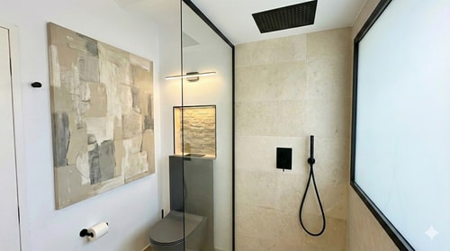 Roca Llisa: Casa 90 m² con 3 Baños y Terraza 4 Villas&Houses