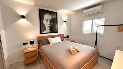 Roca Llisa: Casa 90 m² con 3 Baños y Terraza 10 Villas&Houses