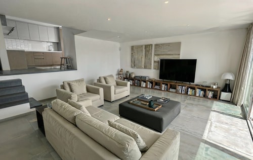 Roca Llisa: Casa 90 m² con 3 Baños y Terraza 0 Villas&Houses