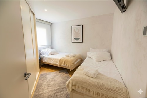 Stunning Duplex Penthouse by the Shore 9 Villas&Houses