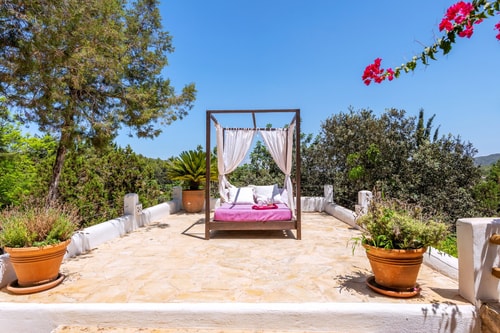 Santa Gertrudis Estate: Luxury Villa & Pool 7 Villas&Houses