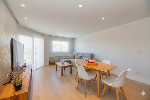 Stunning Duplex Penthouse by the Shore 5 Villas&Houses