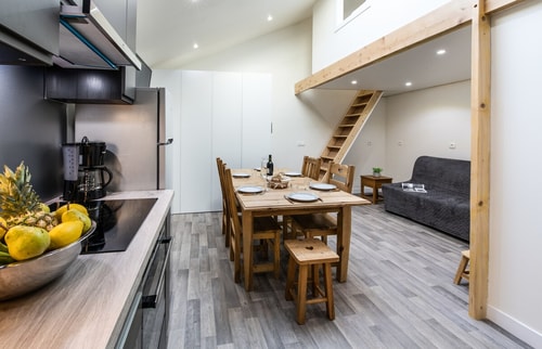 3 BR Elegant | Parking & A/C | Allevard-les-Bains