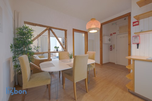 Try Lisbon - T1 Apartment - nº4 Alcantara