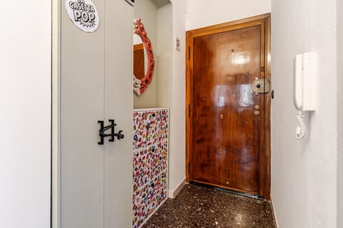  24 The Key Studio