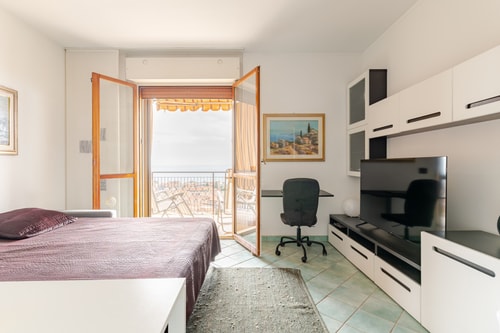 TheKeyStudio.LaCasa del Mare Azzurro with seaview 10 The Key Studio