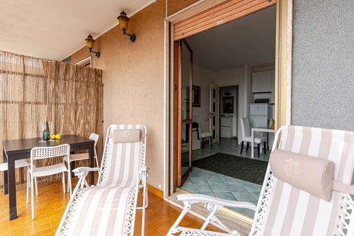 TheKeyStudio.LaCasa del Mare Azzurro with seaview 26 The Key Studio