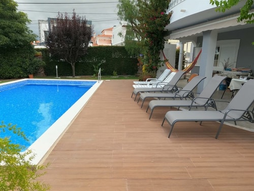 Marisol, T4 duplex c/ piscina e jardim, Caparica