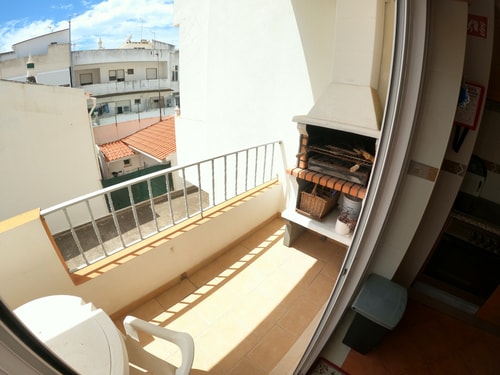 Algarve, T2 apartment w/balcony, Armação de Pera