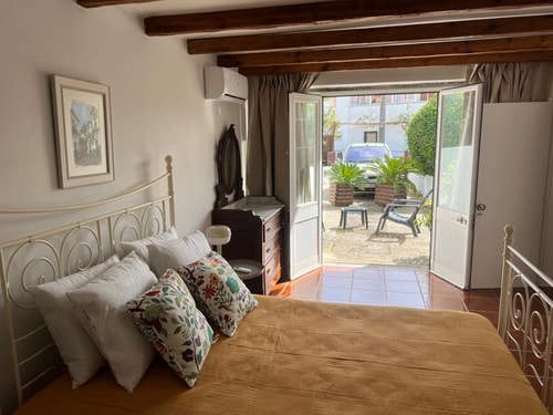 Cascais, T2 c/ amplo jardim no Estoril, Livramento