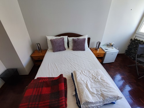 Authentic Lisbon Room with AC, in Penha de França