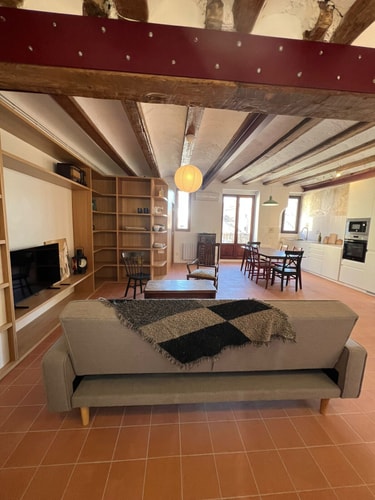 Local flavors and authentic dining moments in Valencia