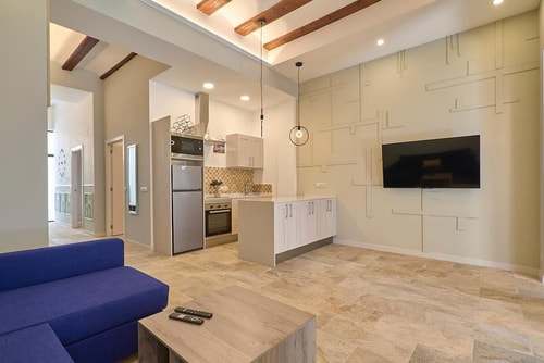 Local flavors and authentic dining moments in Valencia