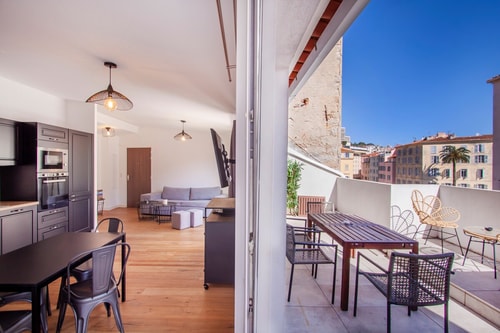 Bianca -T2 cosy, terrasse, citadelle, clim -by TGB