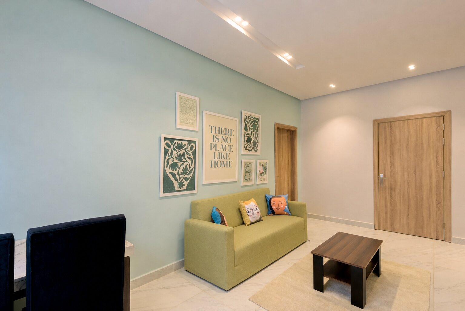 Greenish 1BR Apt on 90th Street — photo 3 of 15