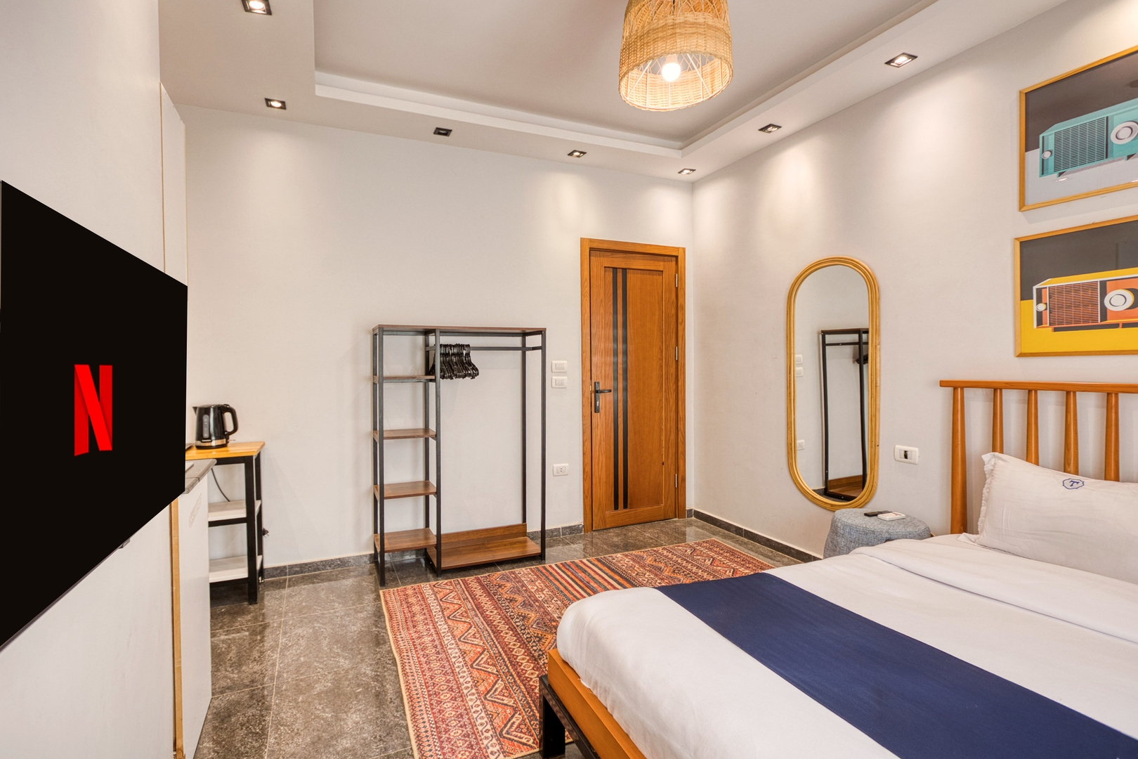 Compact Studio with Queen Bed near AUC — photo 3 of 15