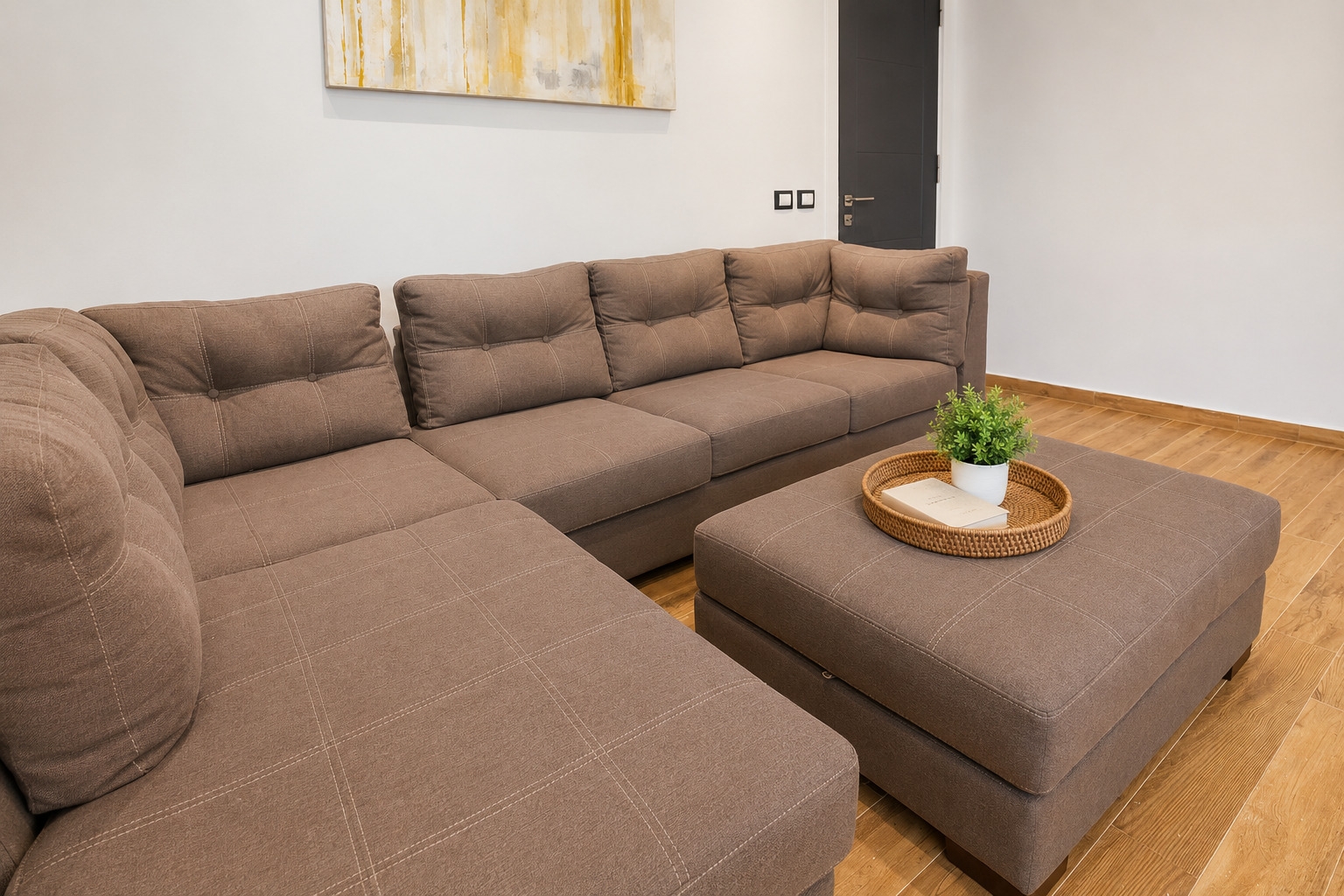 Standard 1BR Apt with Balcony near CFC, Cairo — photo 8 of 23