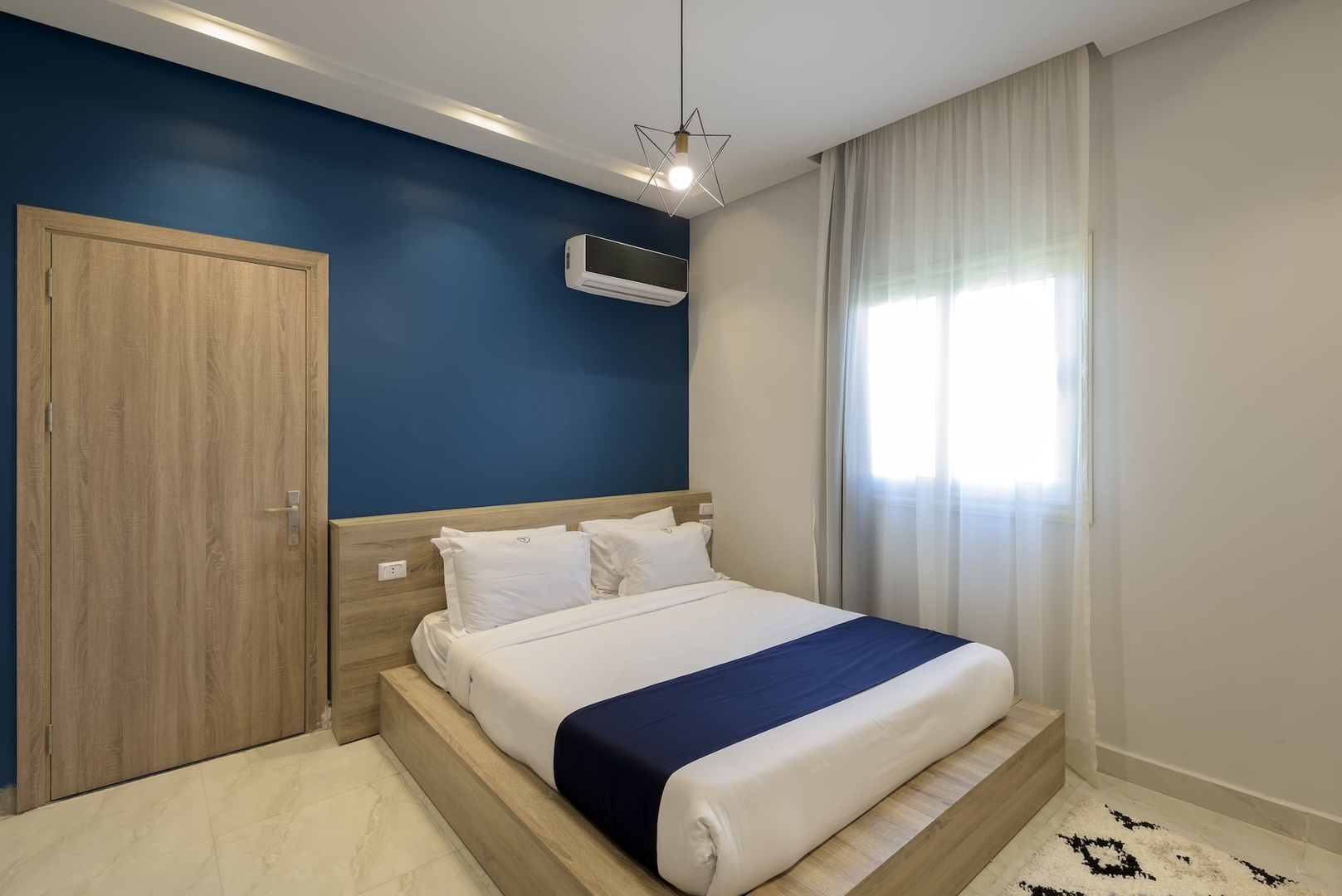Travelholic home