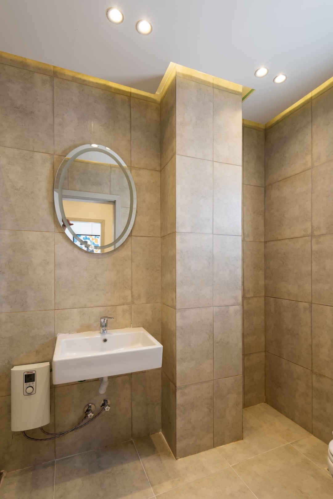 Travelholic home