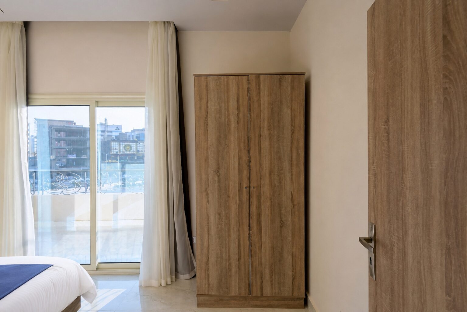 Terra Cotta 2BR Apt for 5 with Balcony — photo 11 of 22