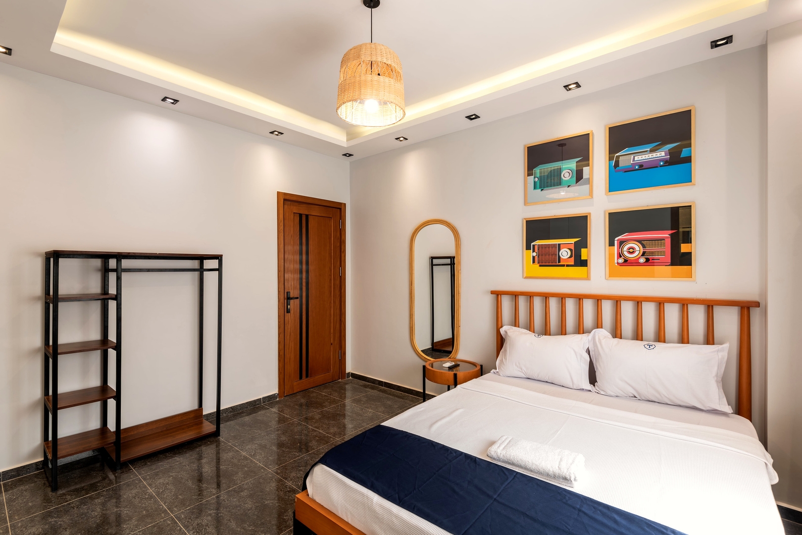 Compact Studio with Queen Bed near AUC — photo 10 of 15