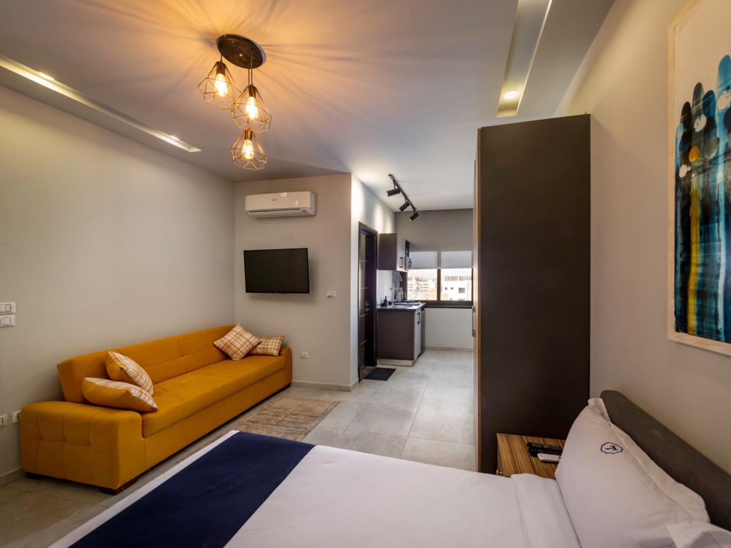 Travelholic home