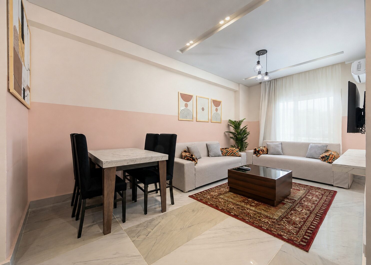 Boho Garden 2BR Apartment on 90th Street — photo 2 of 17