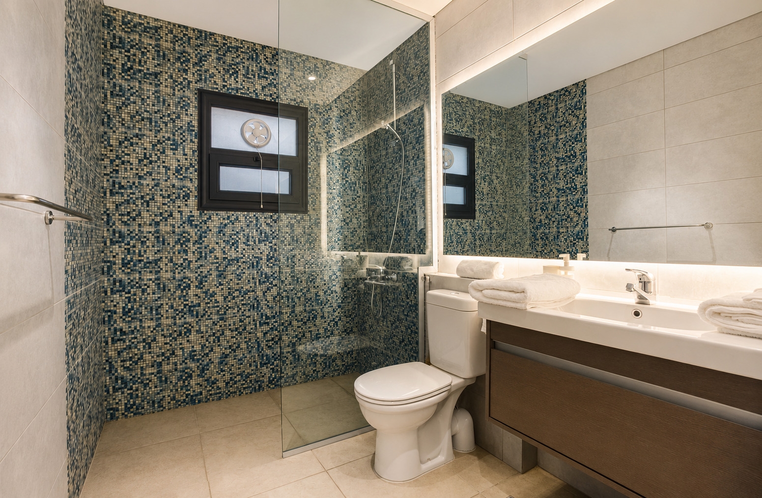 Standard 1BR Apt with Balcony near CFC, Cairo — photo 15 of 23