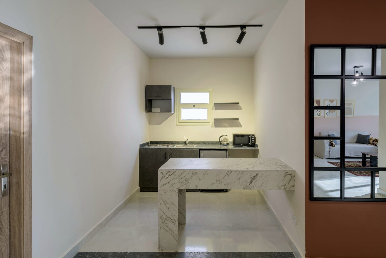 Terra Cotta 2BR Apt for 5 with Balcony — photo 5 of 22