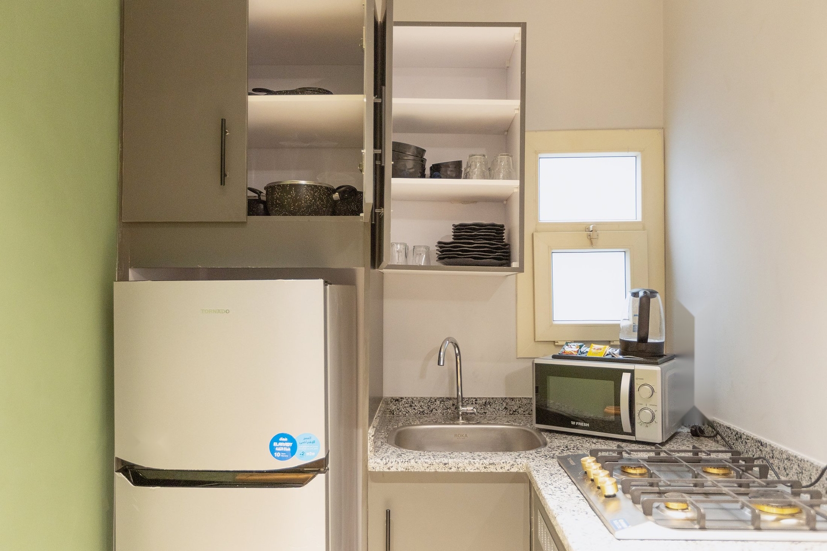 Green Light 2BR Apt with Balcony — photo 6 of 15