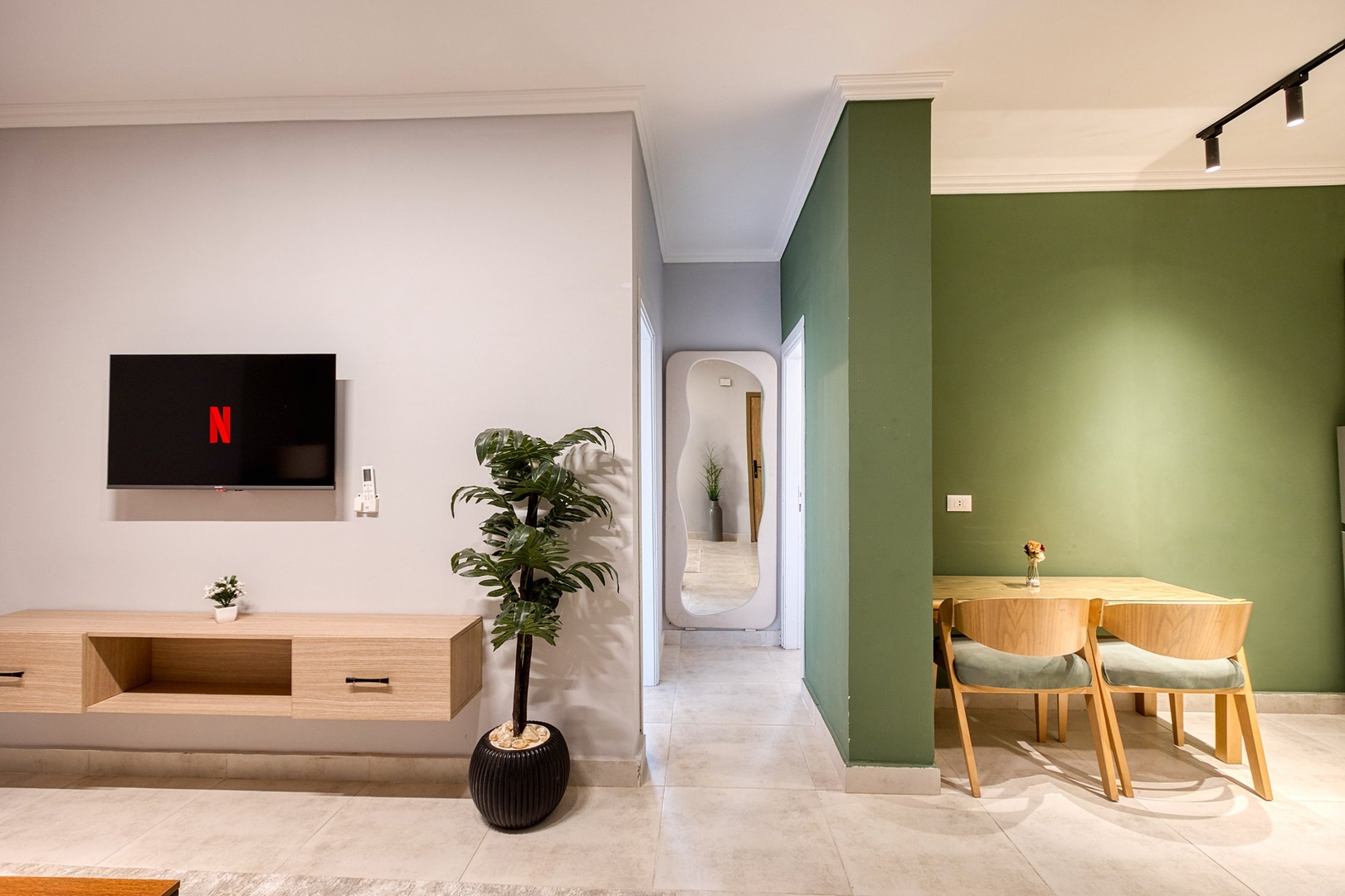 Green Light 2BR Apt with Balcony — photo 11 of 15