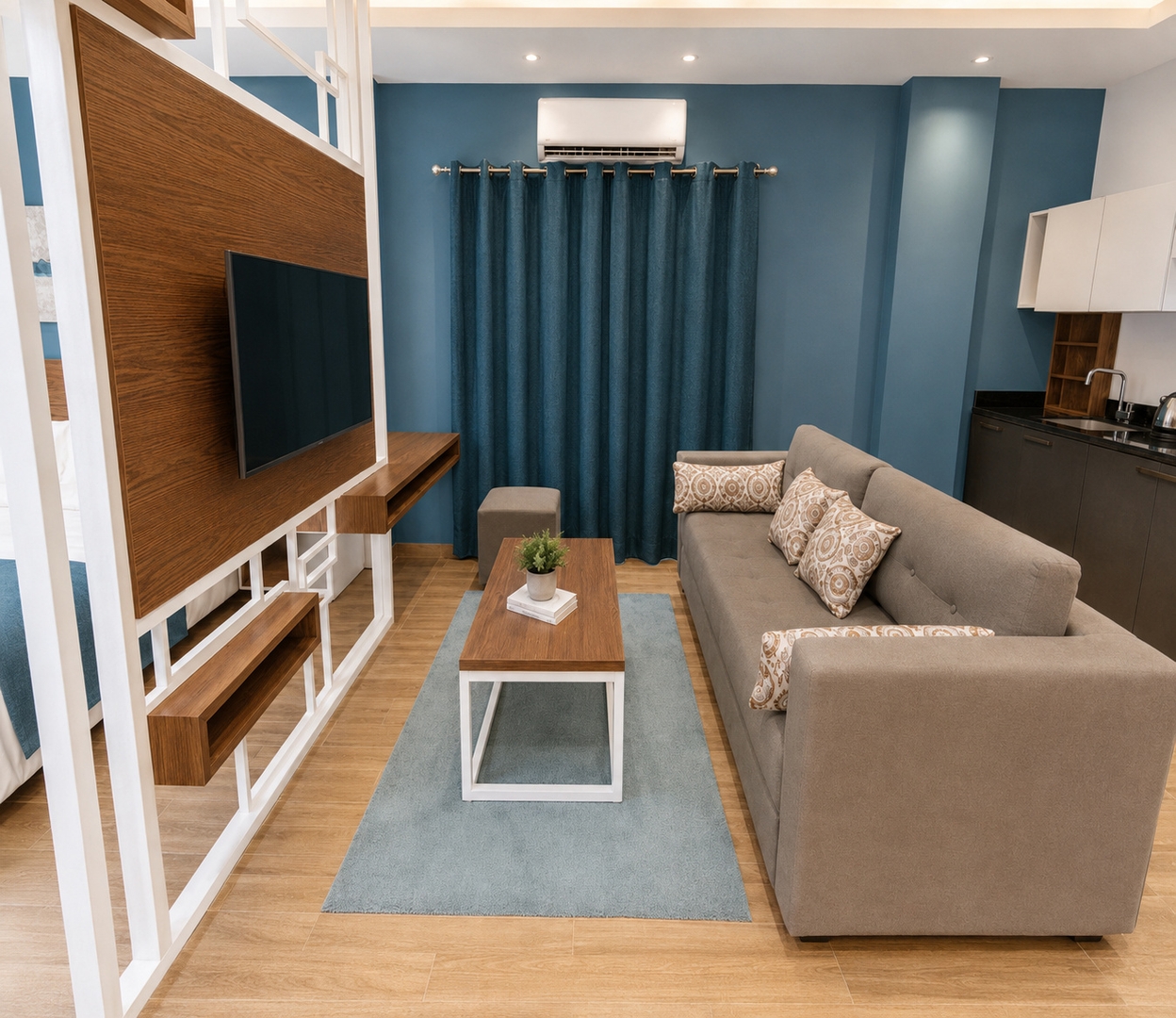 Standard 1BR Apt with Balcony near CFC, Cairo — photo 12 of 23