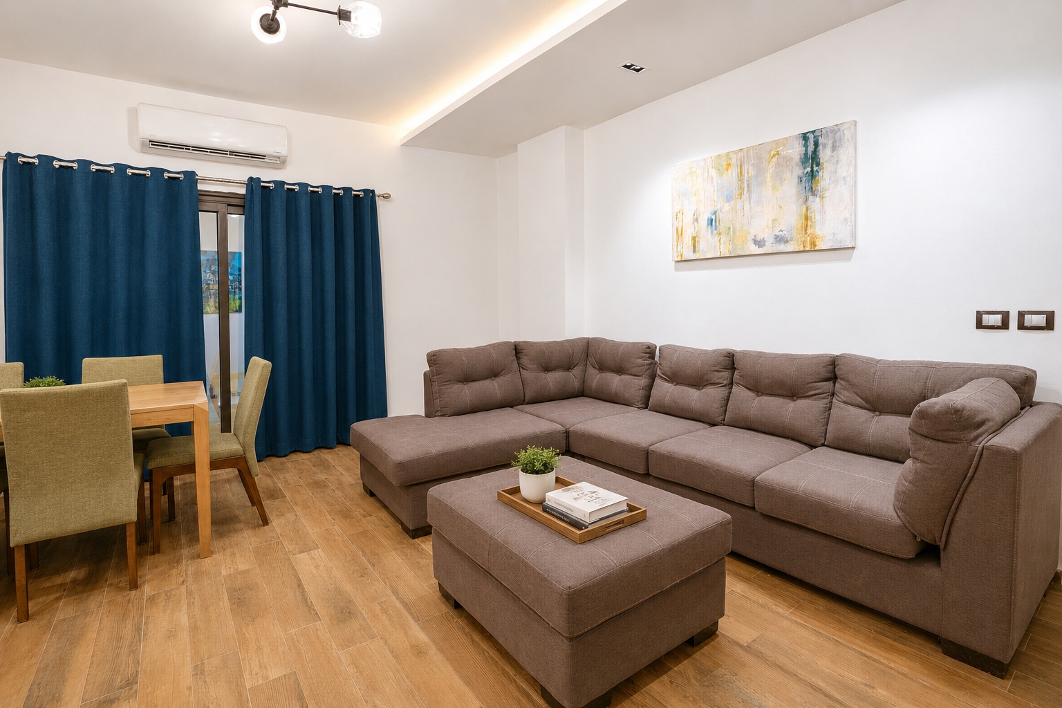 Standard 1BR Apt with Balcony near CFC, Cairo — photo 3 of 23