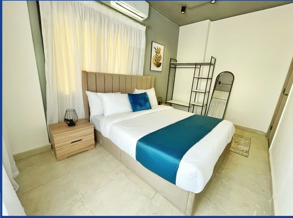 Travelholic home