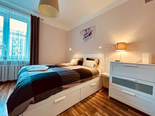 Acogedor apartamento con vistas en el centro de Varsovia NESTARO