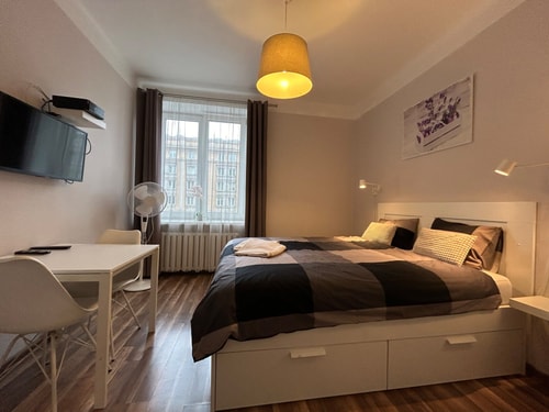 Cozy Apartment with View in the Center of Warsaw 2 NESTARO