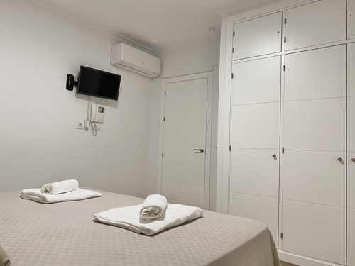  18 Apartamentos Angar
