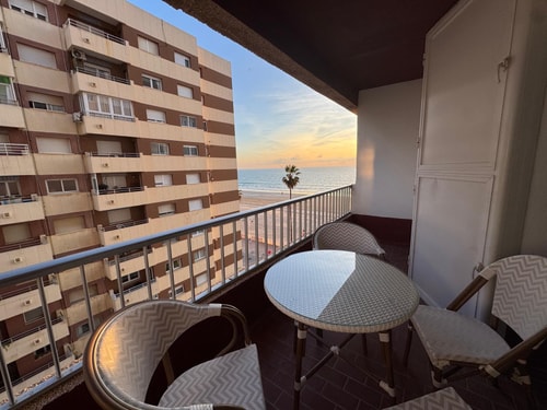 ATLANTICO 5 3 Apartamentos Angar
