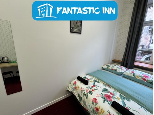 Fantastic KRK - GR6 Pokój F 4 Fantastic Inn - komfortowe pokoje i apartamenty w centrum Warszawy