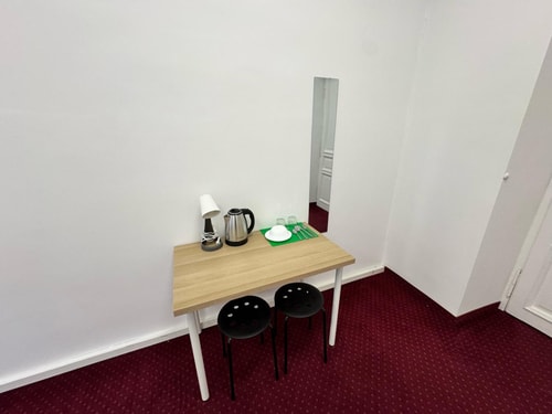 Fantastic KRK - GR6 Pokój G 4 Fantastic Inn - komfortowe pokoje i apartamenty w centrum Warszawy